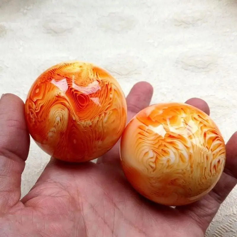 1pc Amber Beeswax Sphere Ball Massage Ball Resin Crystal and Handball Sphere Elderly Middle-aged Healing Crystal Sphere Fitness