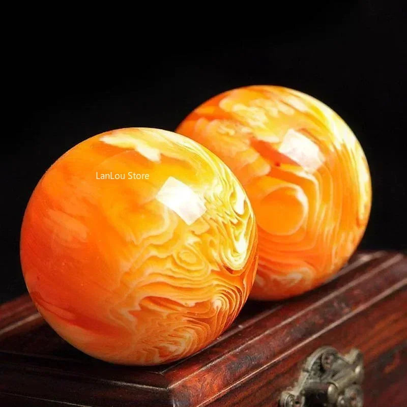 1pc Amber Beeswax Sphere Ball Massage Ball Resin Crystal and Handball Sphere Elderly Middle-aged Healing Crystal Sphere Fitness