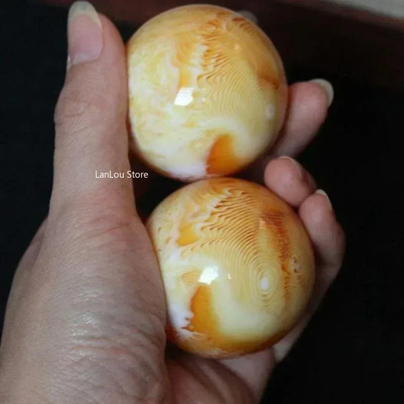 1pc Amber Beeswax Sphere Ball Massage Ball Resin Crystal and Handball Sphere Elderly Middle-aged Healing Crystal Sphere Fitness